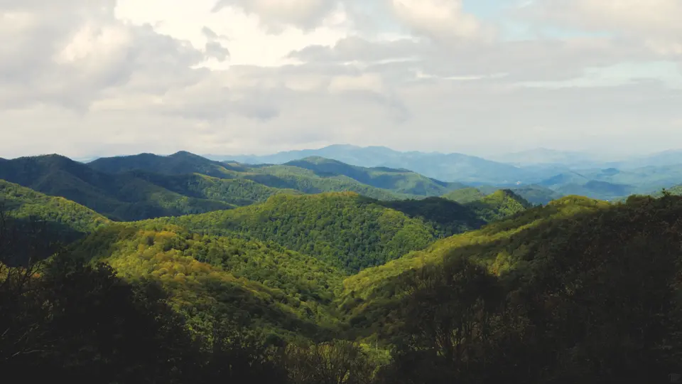 Mountain landscape seen somewhere on the blueridge parkway.